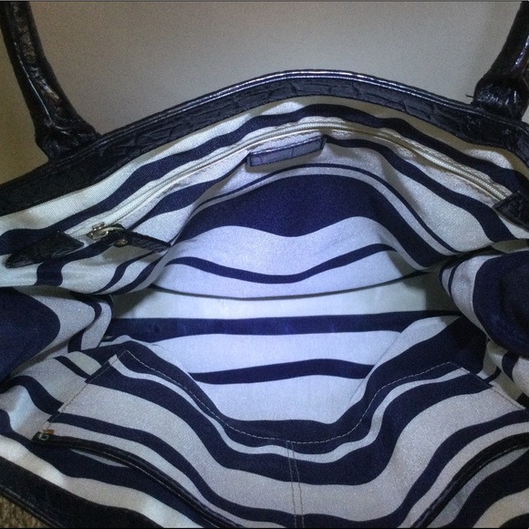 Kate Spade Tall Croc Embossed Tote - Picture 5 of 6